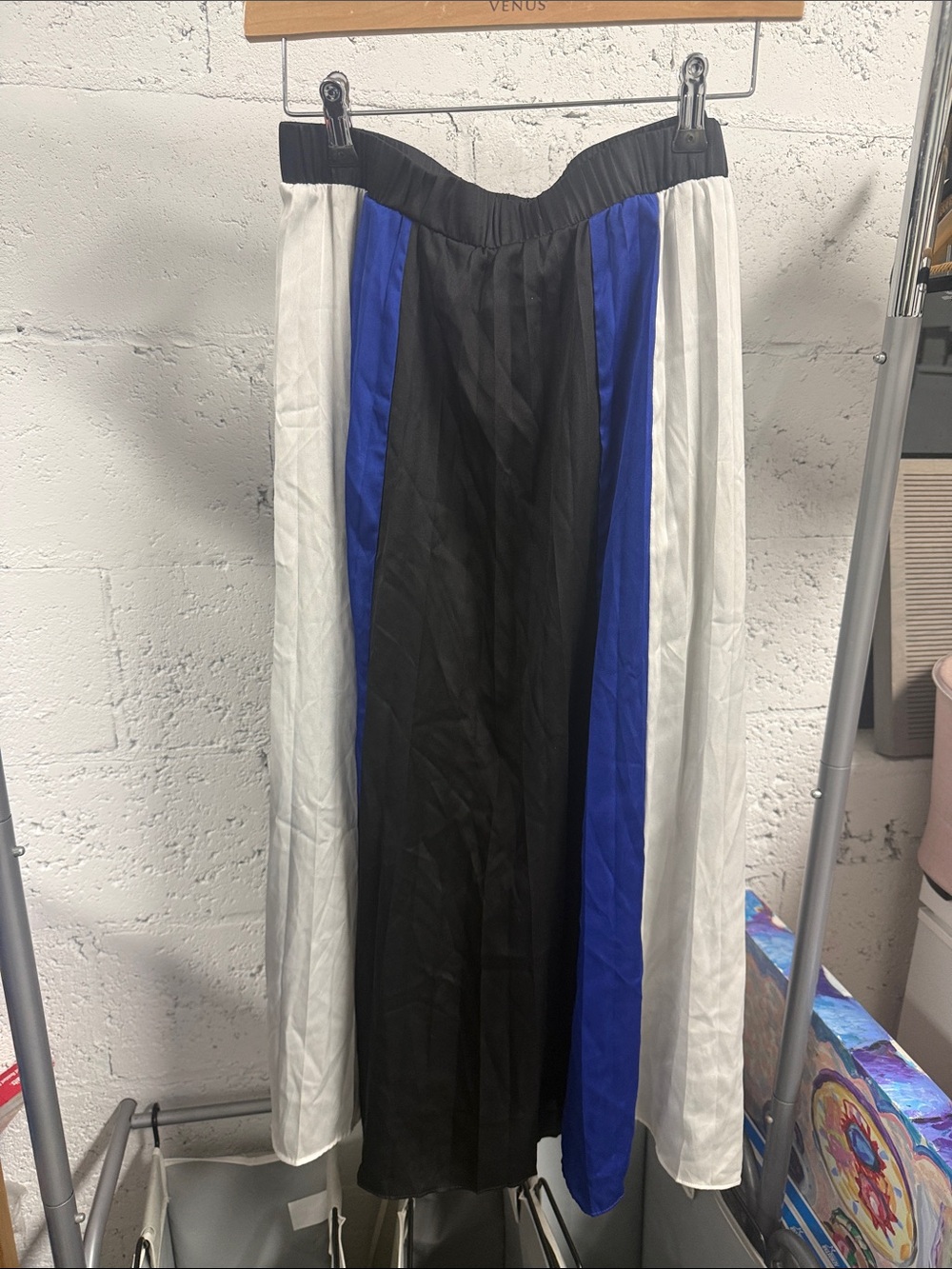 Colorblock Maxi Skirt - Black, White & Blue DKNY Size Medium LIKE NEW
